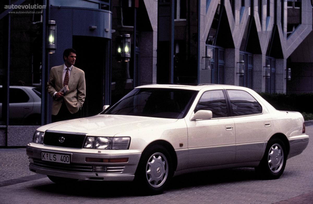 LEXUS LS