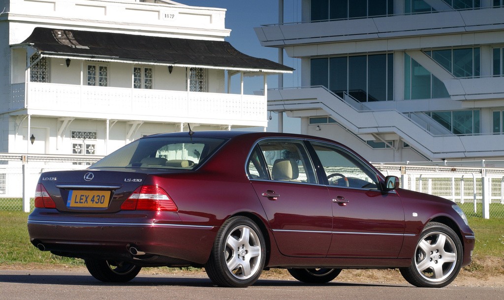 Lexus Ls photo 12