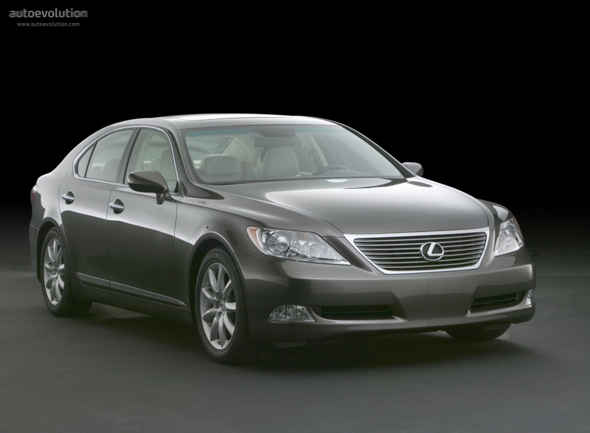 LEXUS LS