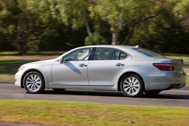 Lexus Ls photo 11