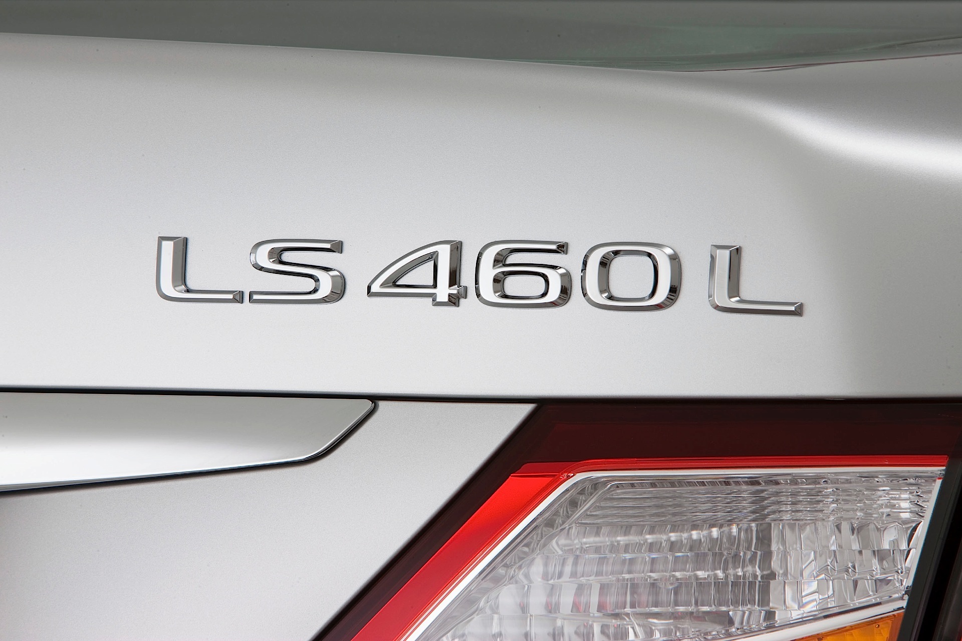 Lexus Ls photo 14