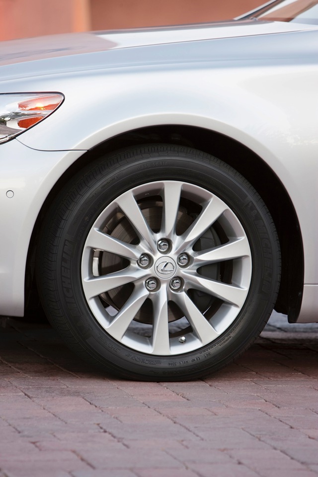 Lexus Ls photo 15