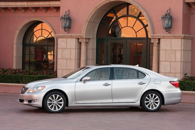 Lexus Ls photo 24