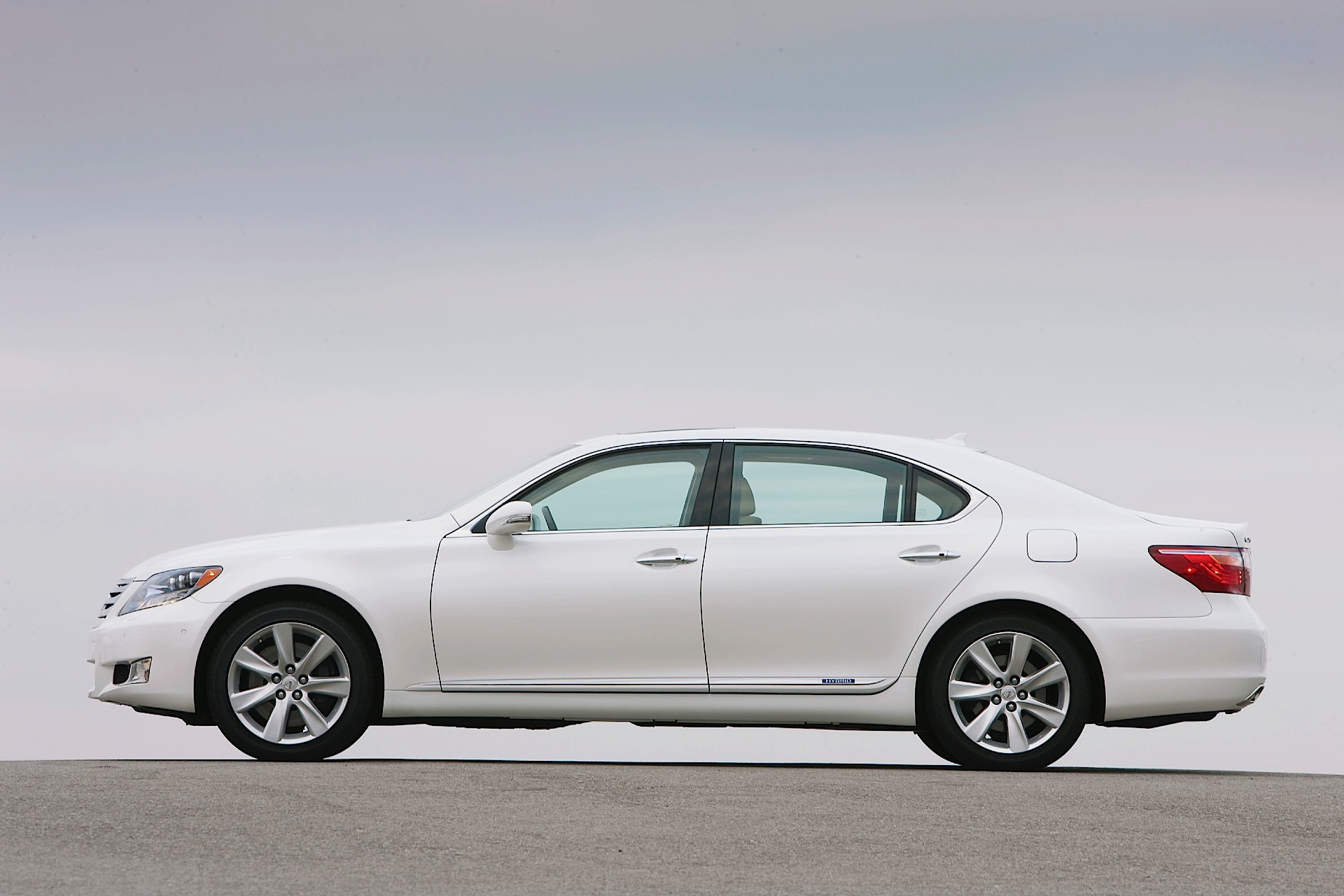 Lexus Ls photo 44
