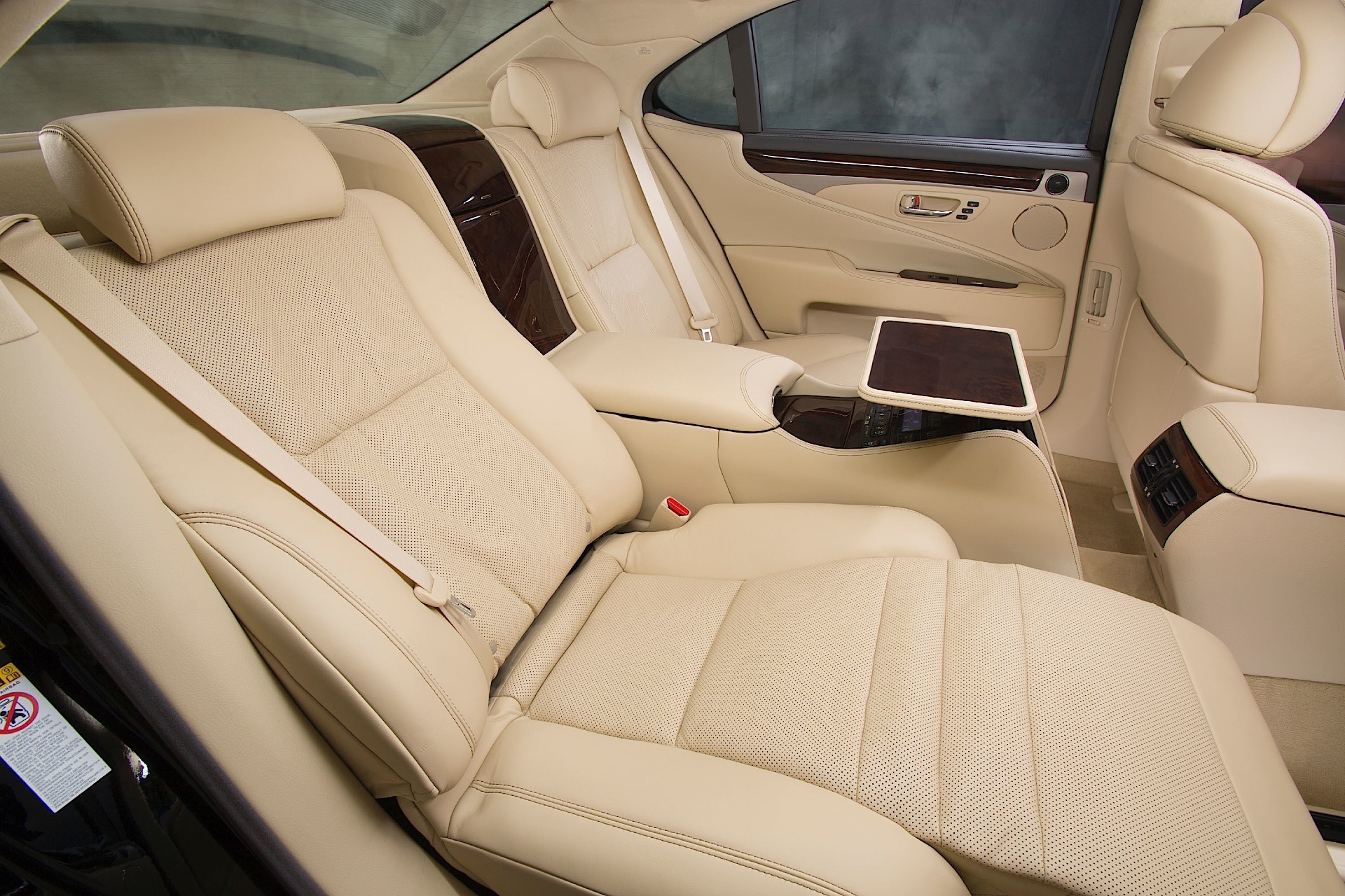 Lexus Ls photo 57