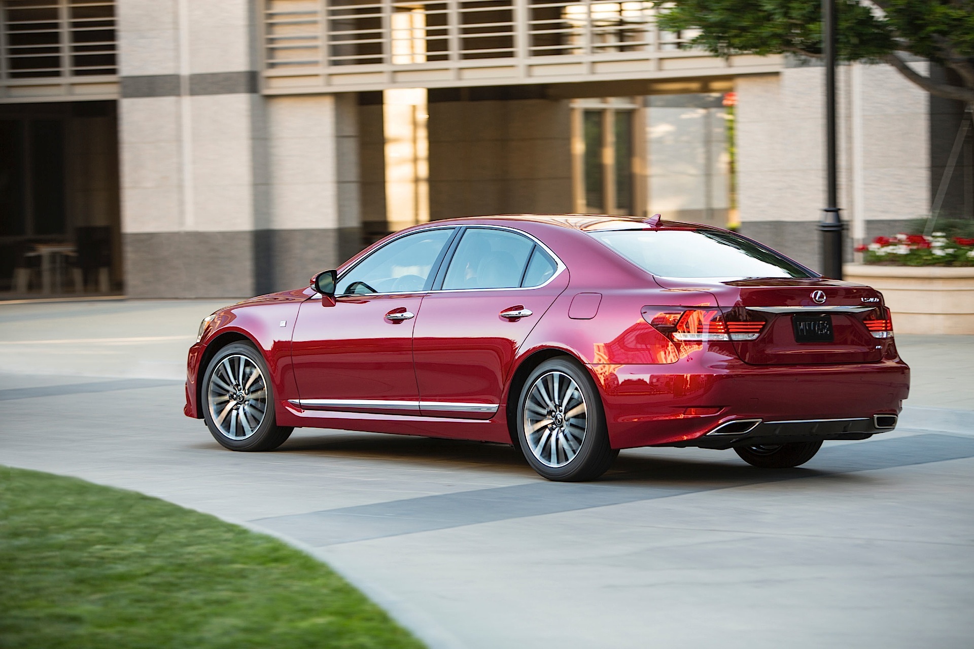 Lexus Ls photo 15