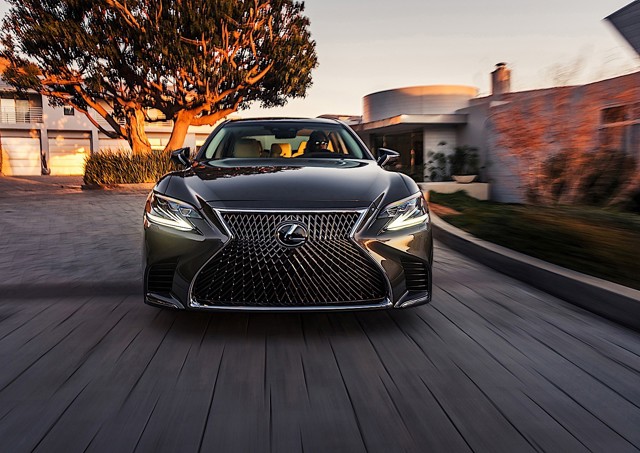 Lexus Ls photo 8