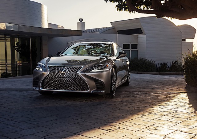 Lexus Ls photo 15