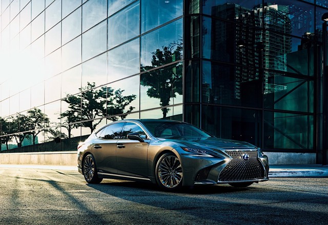 Lexus Ls photo 27