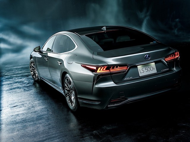 Lexus Ls photo 38