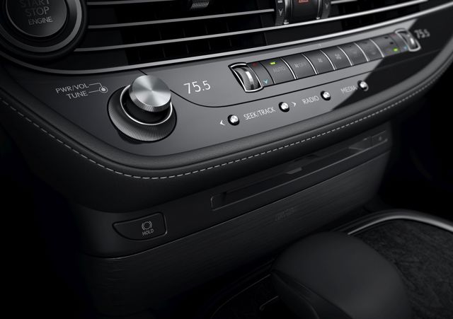Lexus Ls photo 39