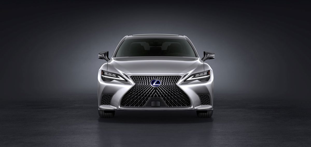 Lexus LEXUS LS 600h (LWB) V8 8AT RWD (445 HP)