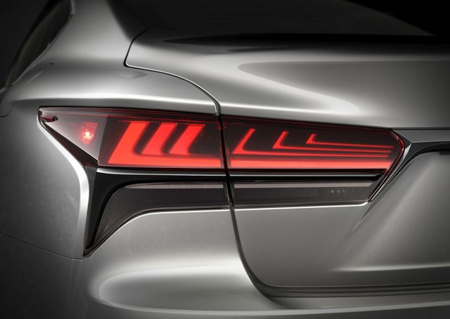 Lexus Ls photo 11