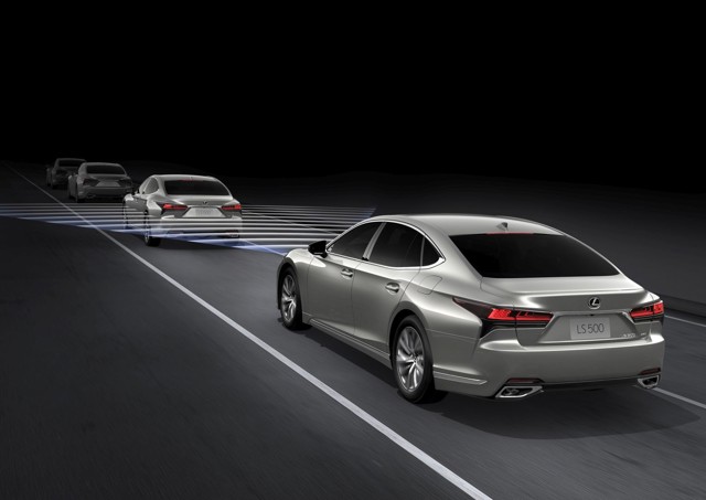 Lexus Ls photo 21