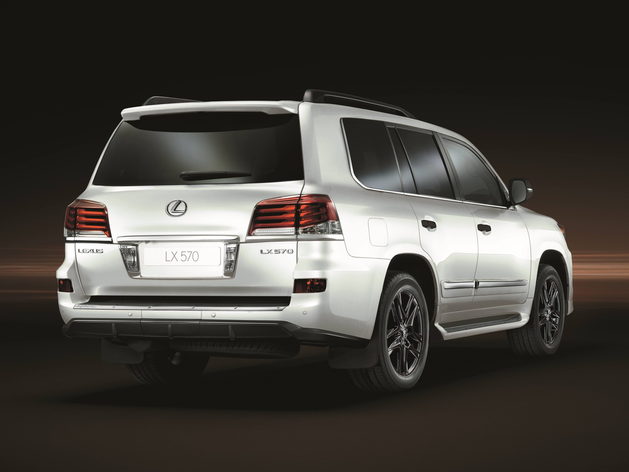 Lexus Lx photo 2