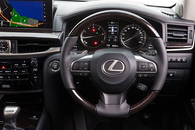 Lexus Lx photo 82