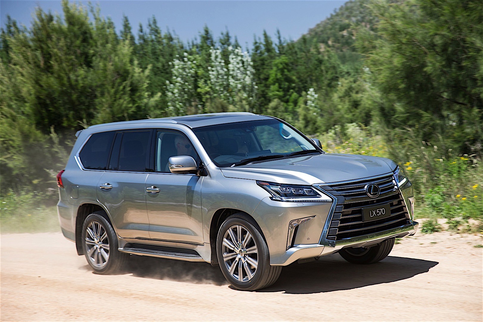 Lexus Lx photo 17