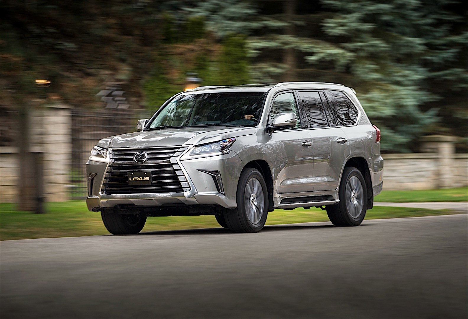 Lexus Lx photo 29