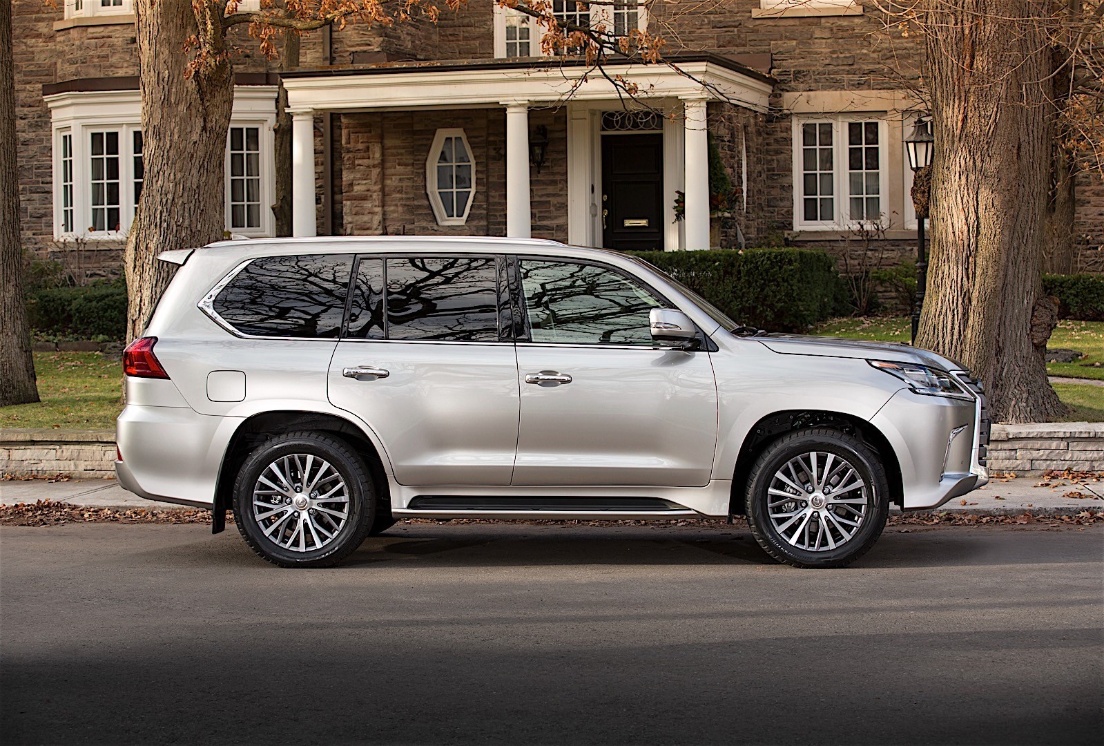 Lexus Lx photo 53