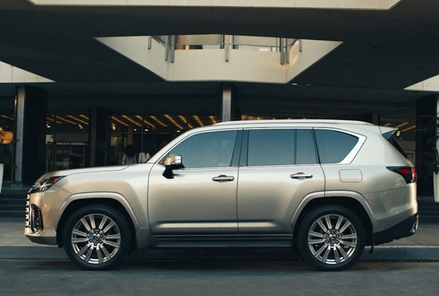 Lexus Lx photo 11