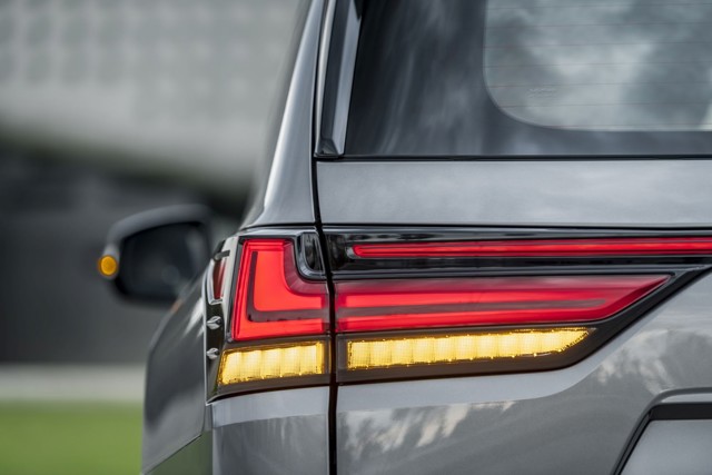 Lexus Lx photo 120