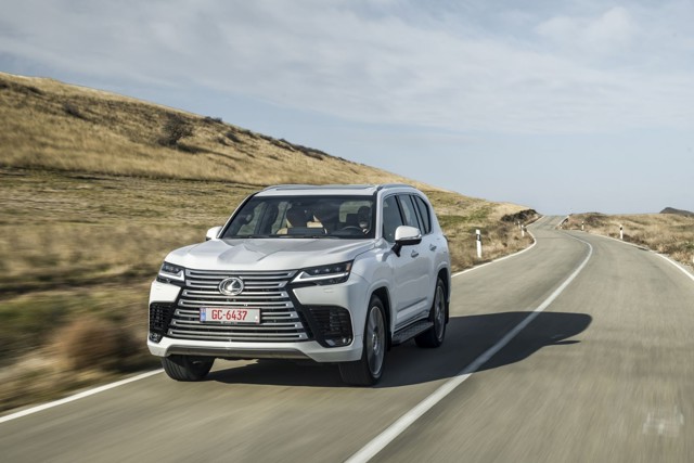 Lexus Lx photo 24