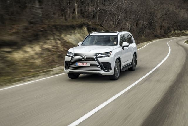 Lexus Lx photo 30