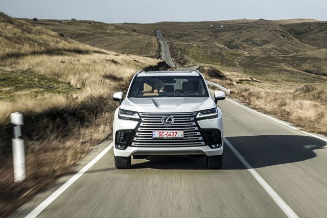 Lexus Lx photo 39