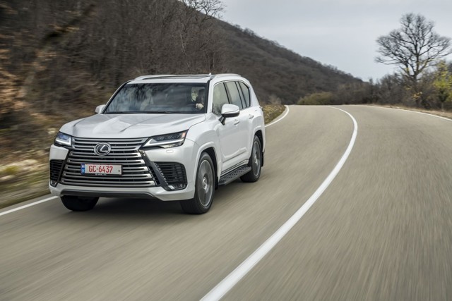 Lexus Lx photo 40