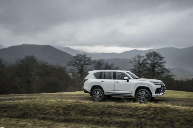 Lexus Lx photo 47