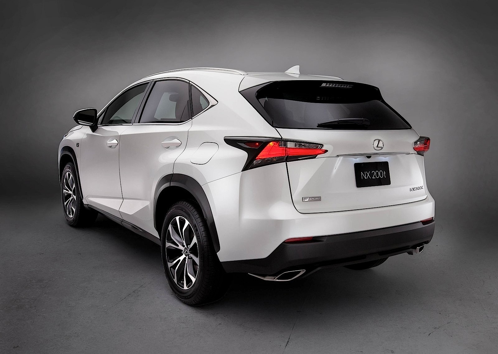 Lexus Nx photo 10