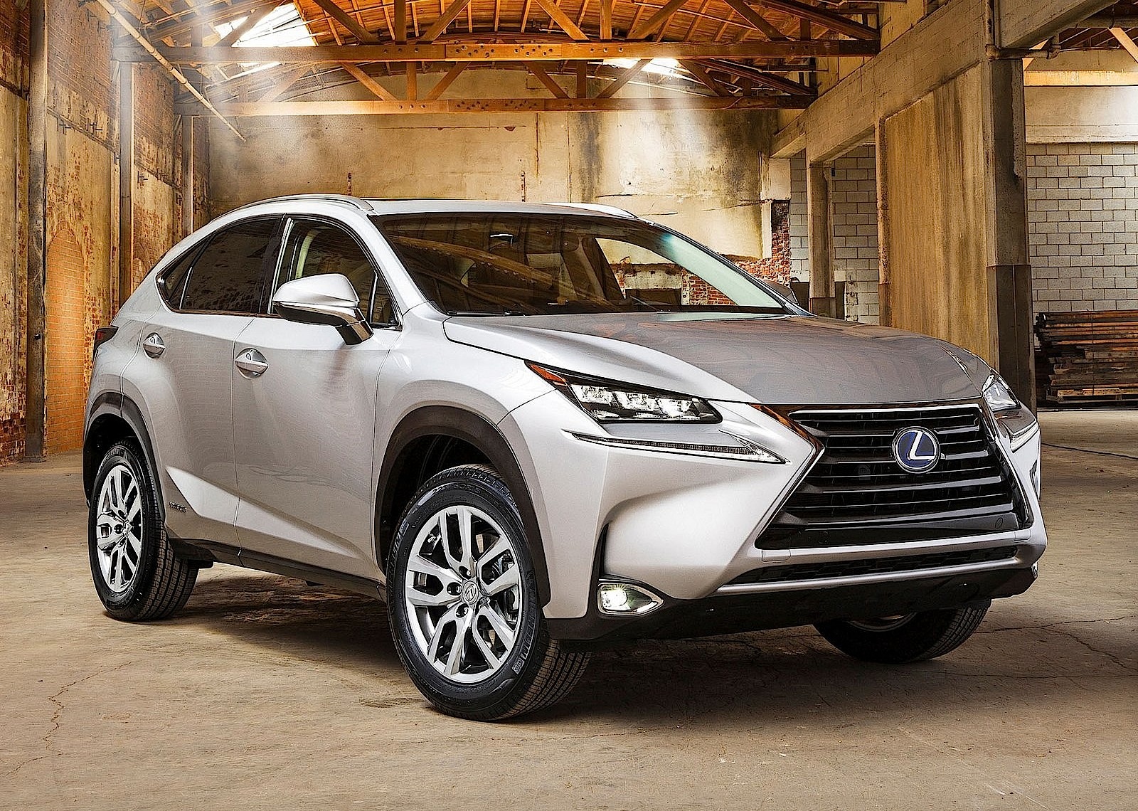 Lexus Nx photo 24