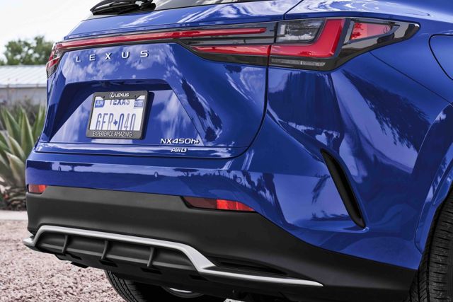 Lexus Nx photo 24