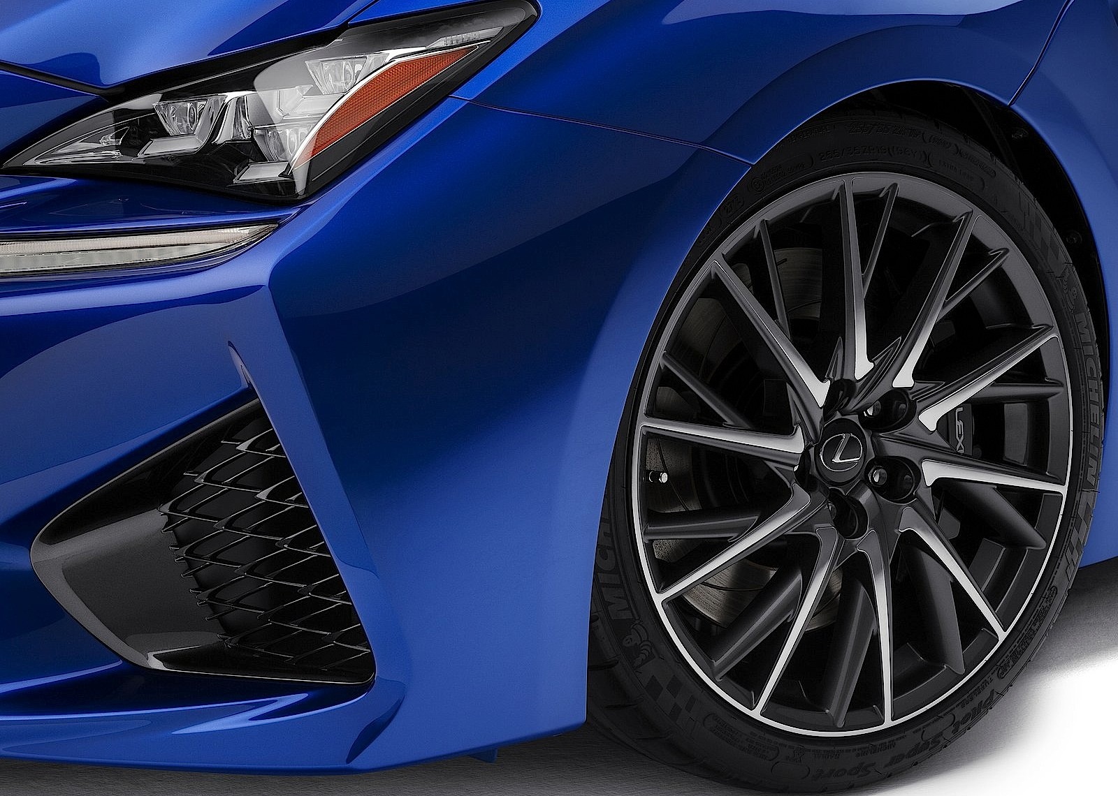 Lexus Rc F photo 15