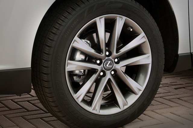 Lexus Rx photo 24