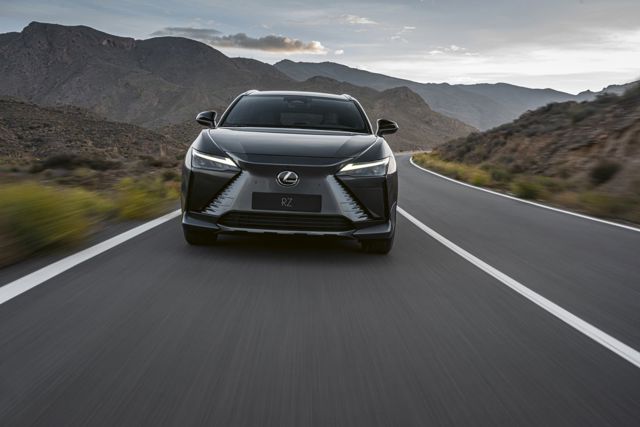 Lexus Rz photo 17