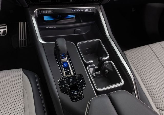 Lexus Tx photo 36