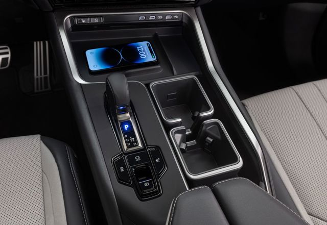 Lexus Tx photo 43