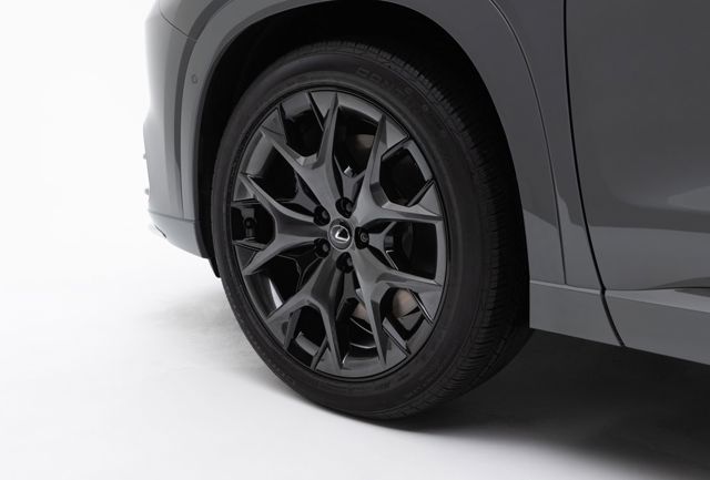 Lexus Tx photo 18