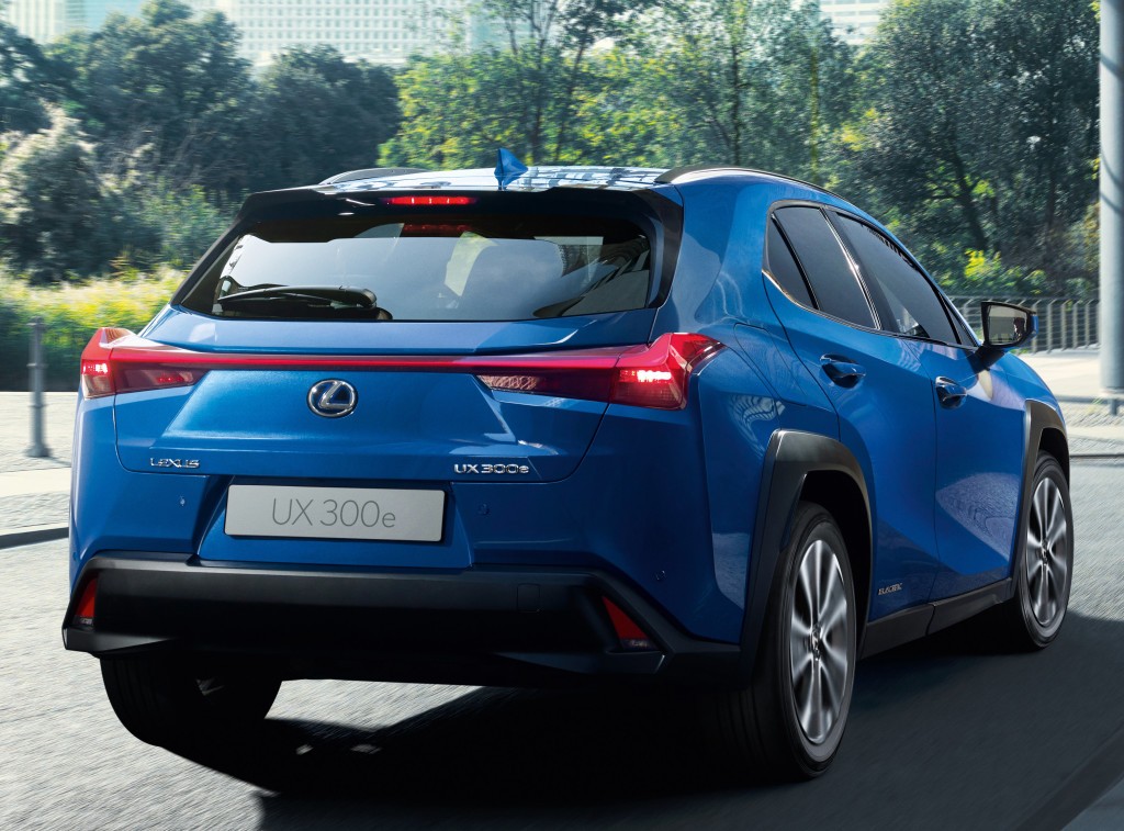 Lexus Ux photo 75