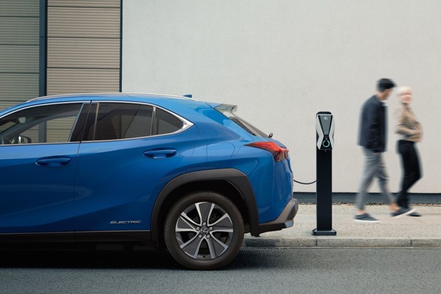 Lexus Ux photo 78