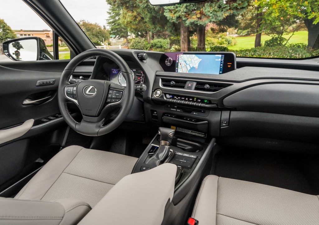 Lexus Ux photo 96