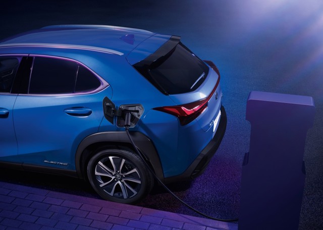 Lexus Ux photo 86