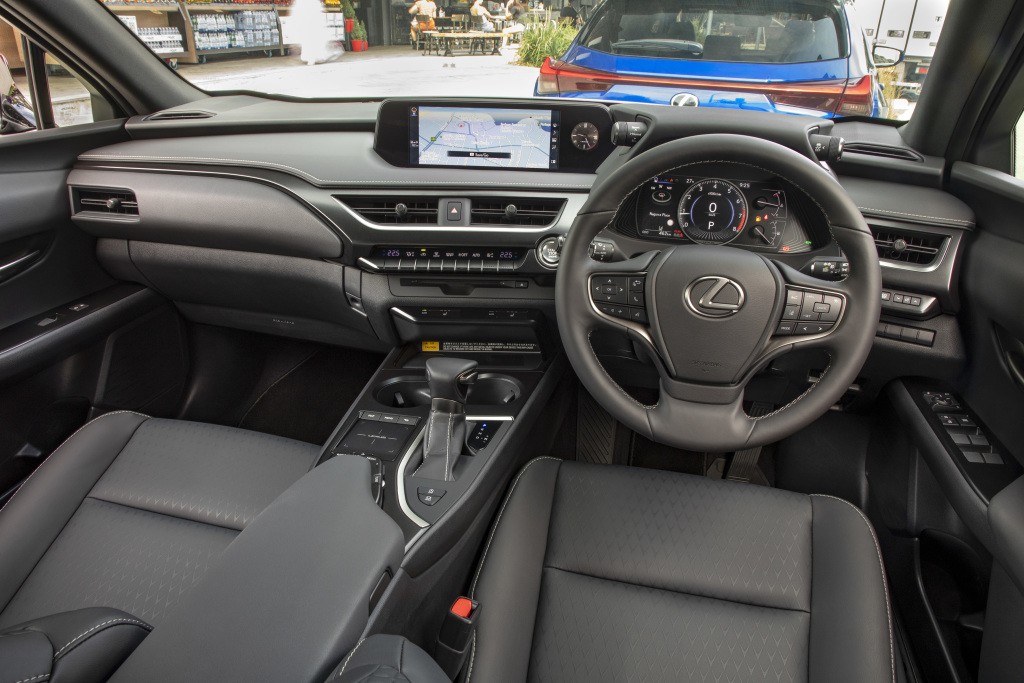 Lexus Ux photo 98