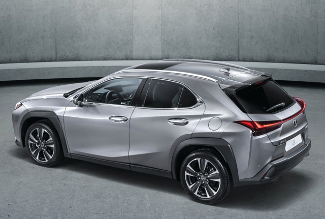 Lexus Ux photo 7