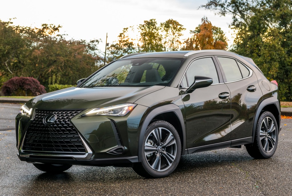 Lexus Ux photo 9