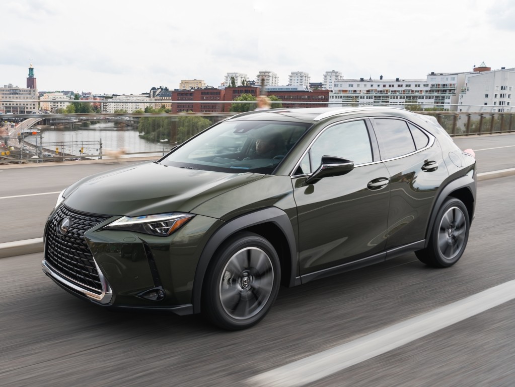 Lexus Ux photo 12