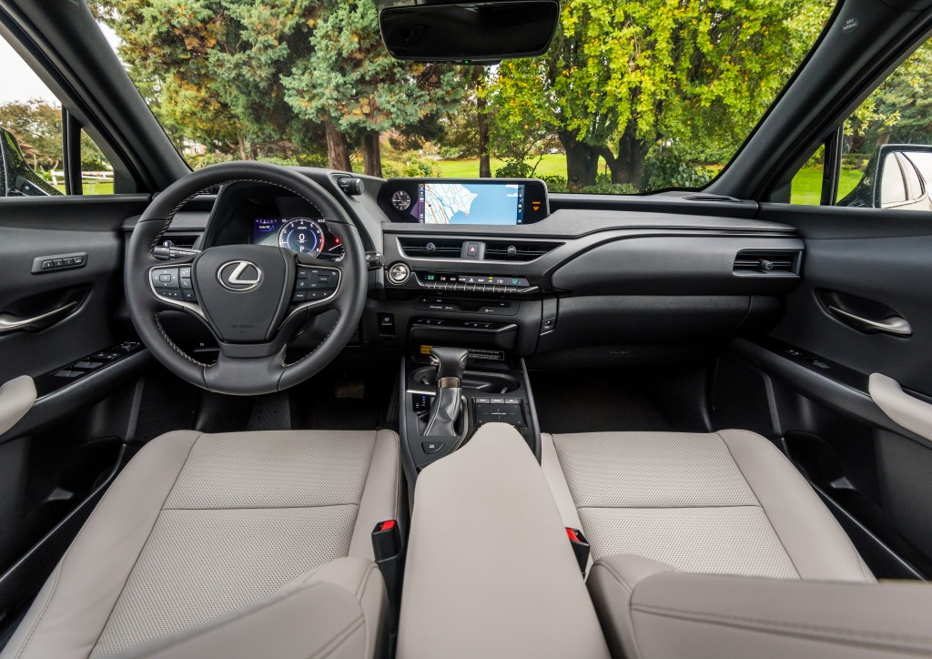 Lexus Ux photo 89