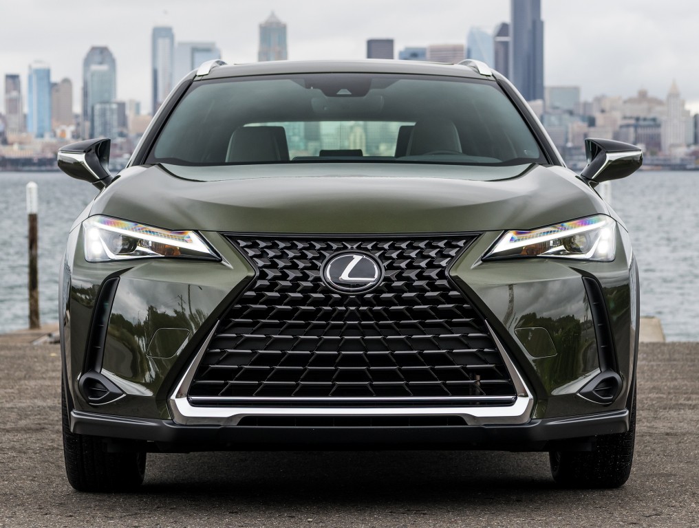 Lexus Ux photo 16