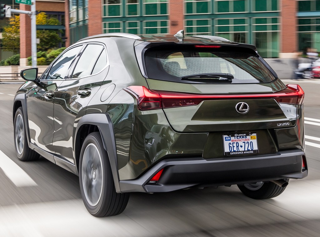 Lexus Ux photo 25